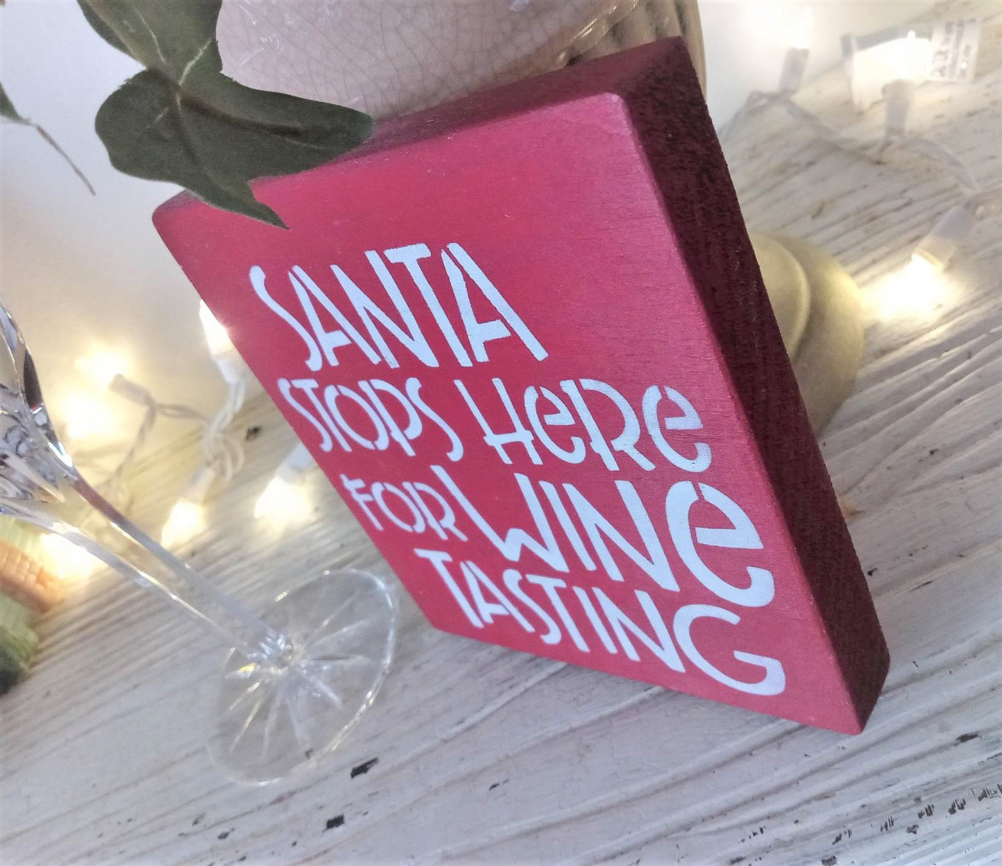 Santa stops here for wine tasting sign, christmas party decor, funny bar signs home bar, wine lover gifts, wine christmas decorations