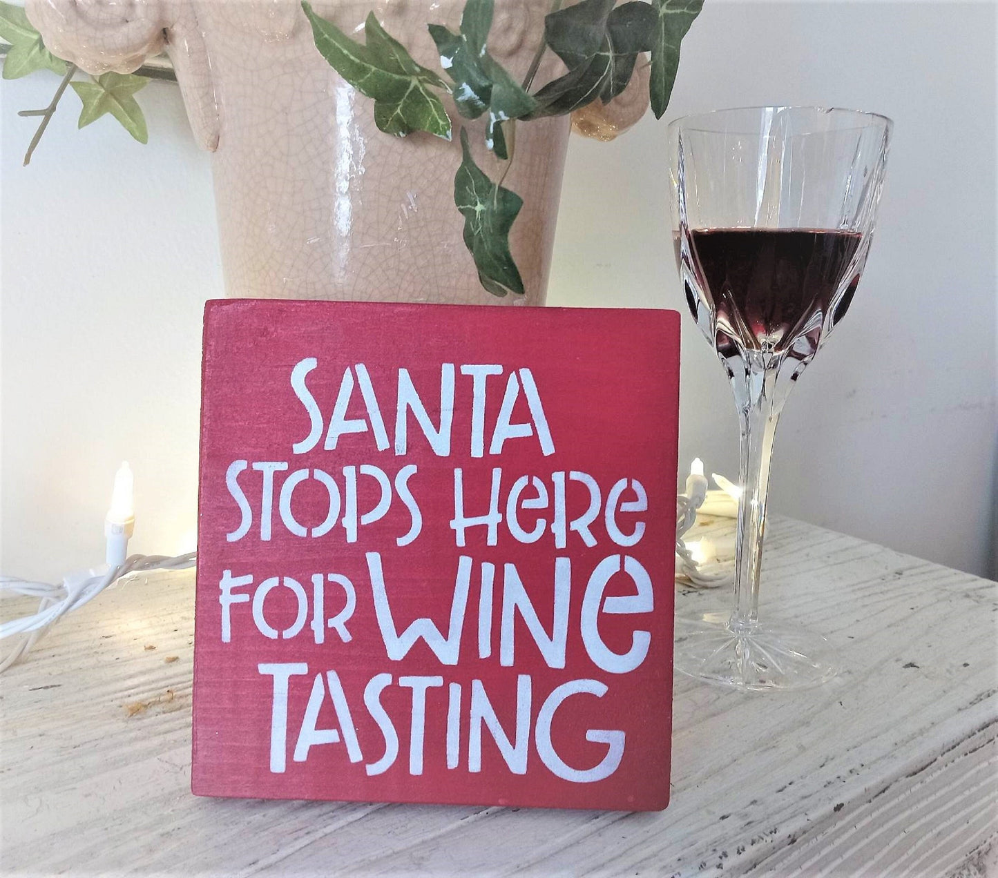 Santa stops here for wine tasting sign, christmas party decor, funny bar signs home bar, wine lover gifts, wine christmas decorations