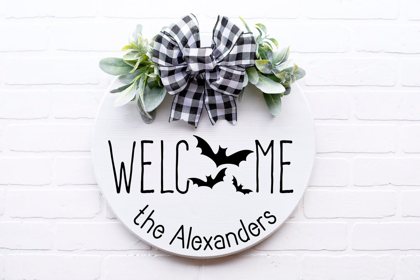 Bats door hanger, Bats halloween wreath, front door hanger halloween, it's freaking bats, front door decor halloween, halloween bats decor