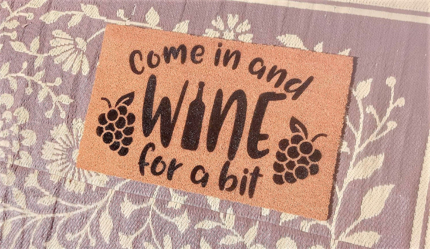 Wine door mat, Wine gifts, wine lover gift for women, wine gifts for women, wine gifts ideas, wine lover gifts ideas,wine a bit,wine doormat