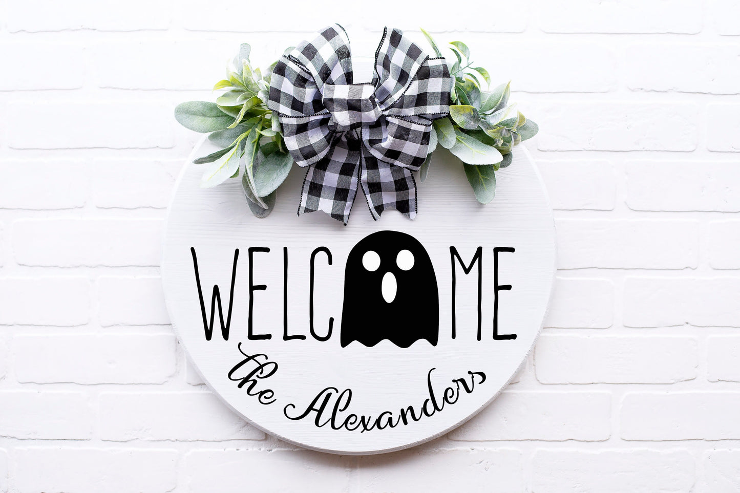 Bats door hanger, Bats halloween wreath, front door hanger halloween, it's freaking bats, front door decor halloween, halloween bats decor