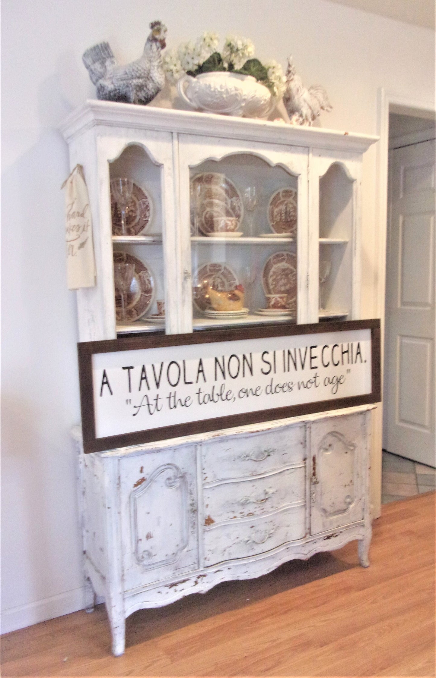 Italian gifts, Italian wall art, Italian gifts for women, Italian gifts for men, Italian wall decor, A tavola non si invecchia, Eat sgn